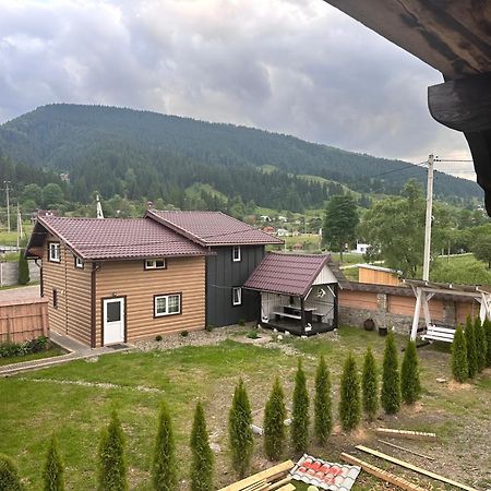 Садиба Дерев*Яна Хата Verhovîna Exterior foto