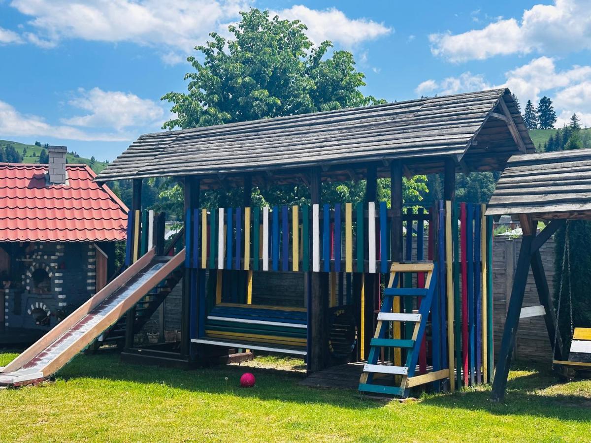 Садиба Дерев*Яна Хата Verhovîna Exterior foto