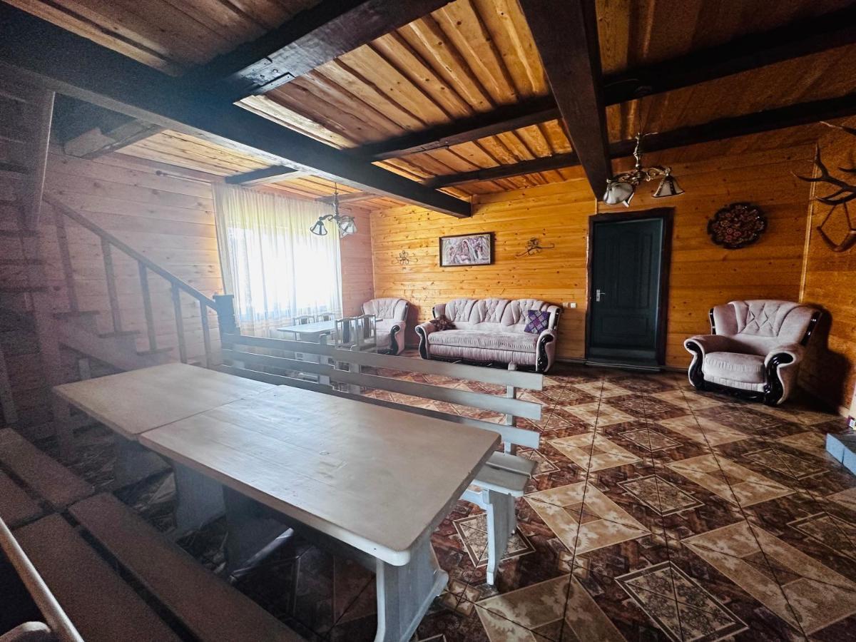Садиба Дерев*Яна Хата Verhovîna Exterior foto